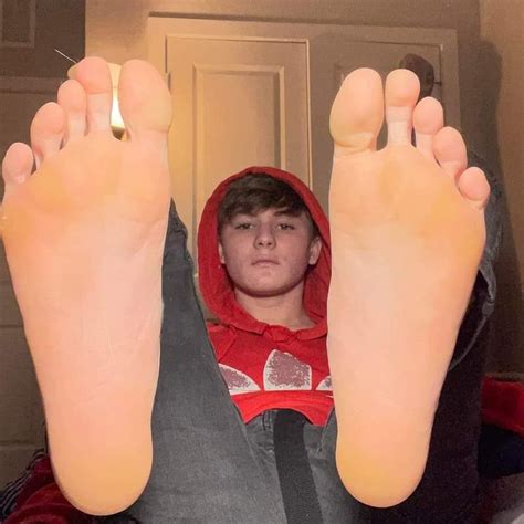 male feet xxx|Gay Feet XXX. The Best .